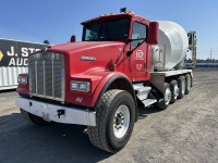 2005 Kenworth W900 Quad-Axle Cement Mixer Truck