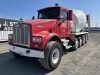 2005 Kenworth W900 Quad-Axle Cement Mixer Truck