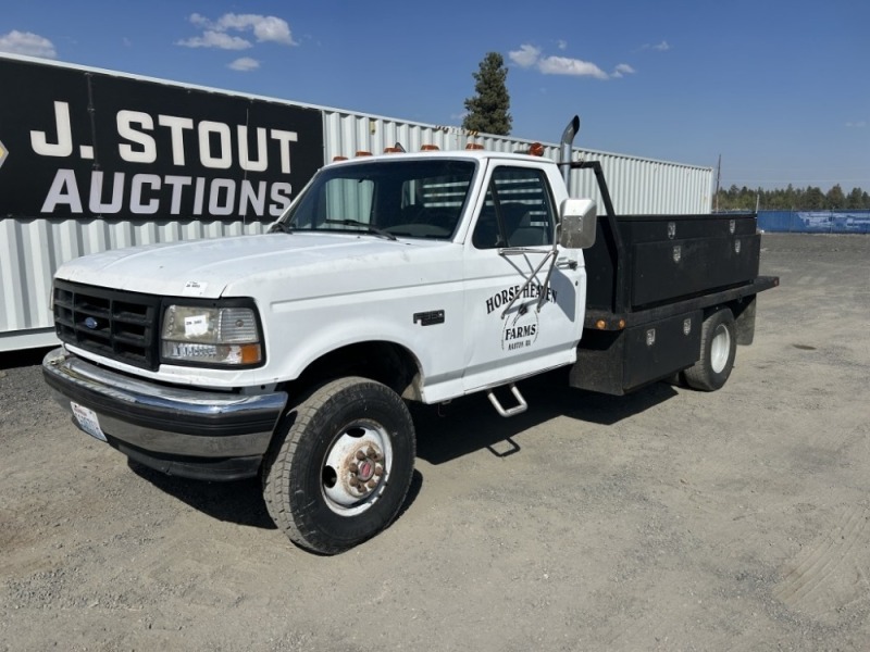 1993 Ford F350 4X4 Flatbed Truck