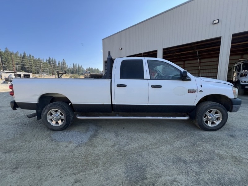 2008 Dodge Ram 2500 HD SLT 4X4 Crew Cab Pickup