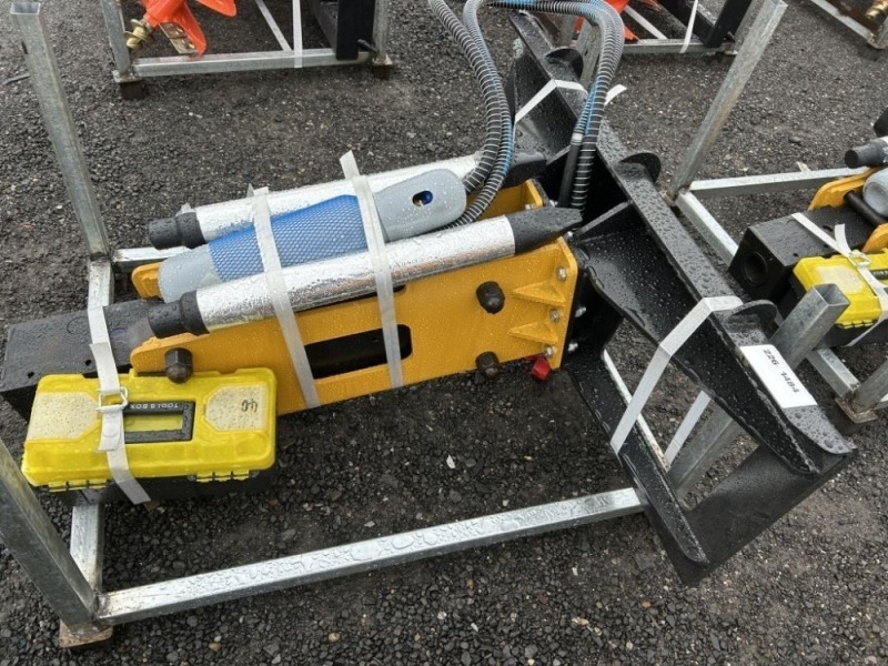 2026 Starvox SV-BR680 Hydraulic Breaker