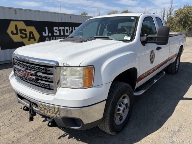 2013 GMC Sierra Extra Cab 4X4 Pickup