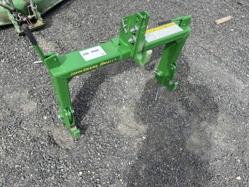 John Deere iMatch Quick Connect Hitch