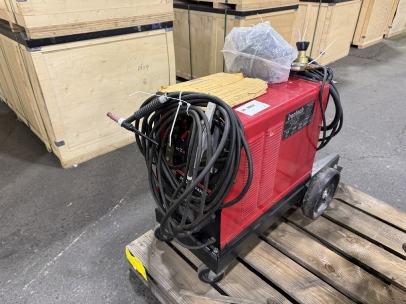 Lincoln Electric Square Wave 175 Welder