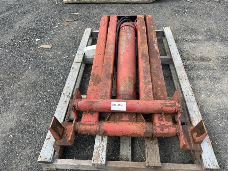 Crysteel 655 Truck Bed Hoist