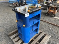 Central Machinery Router w/Table