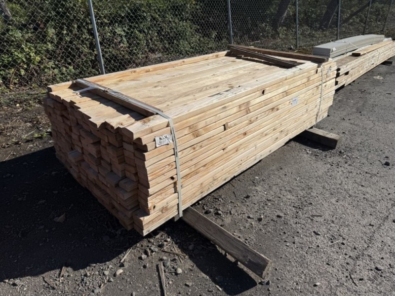2" x 4" Lumber Studs