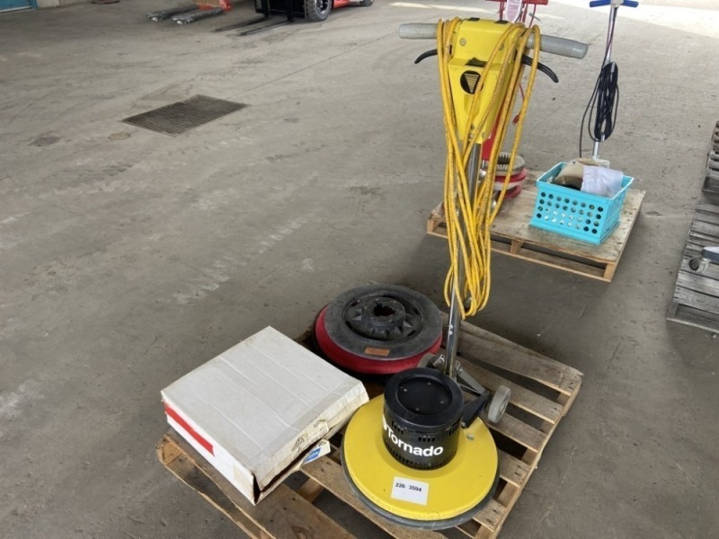 Tornado 20" Rotary Floor Scrub-Buffer