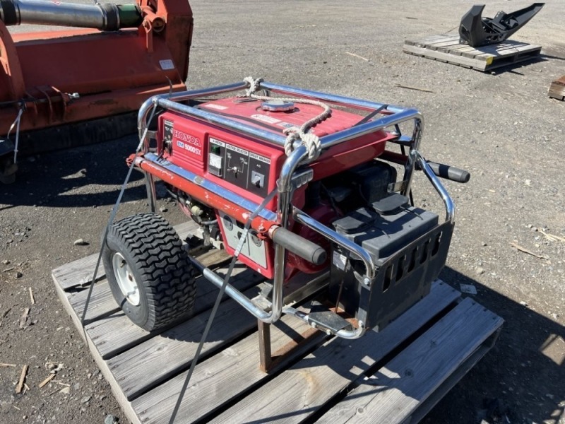 Honda EM 5000SX Portable Gas Generator