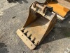 22" Dig Bucket W/Cutting Edge