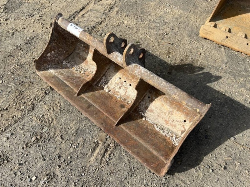 38" Muck Bucket