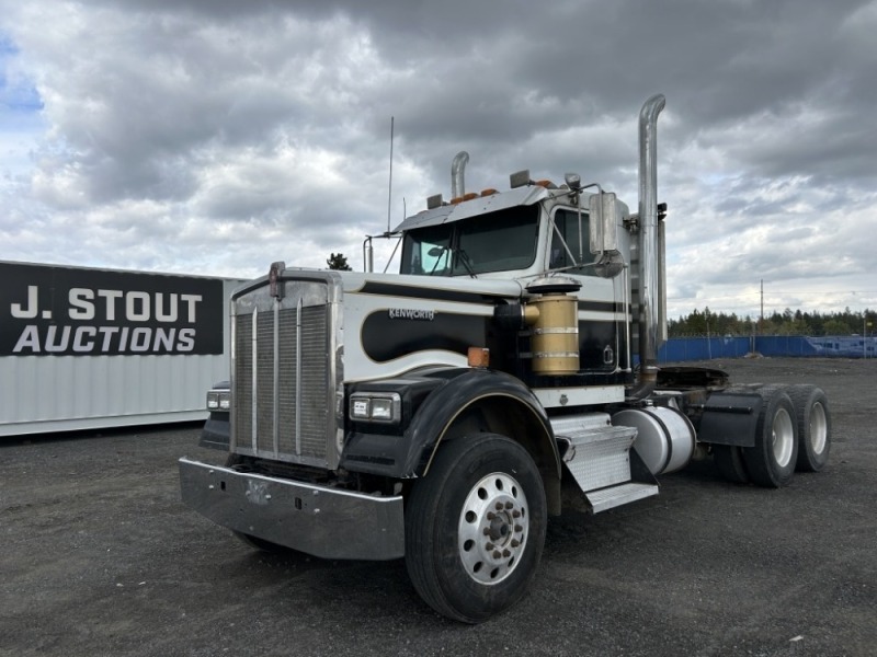 2006 Kenworth W900 T/A Truck Tractor