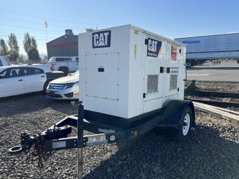 2011 Caterpillar XQ30 30KW Towable Generator