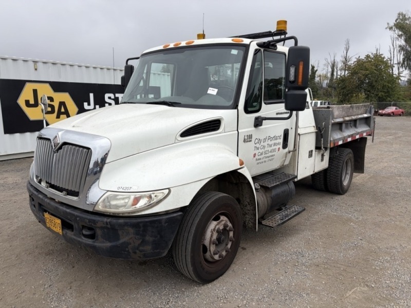2007 International 4300 S/A Dump Truck