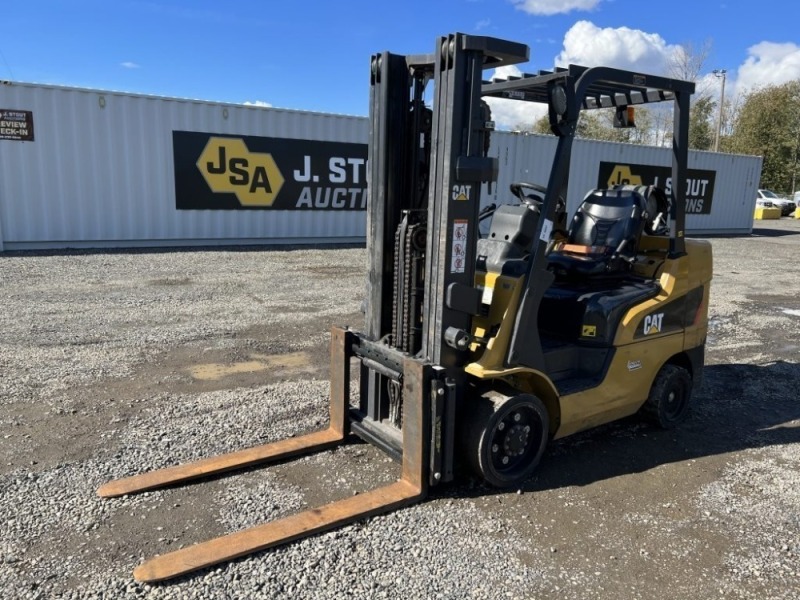 2017 Caterpillar 2C6000 Forklift