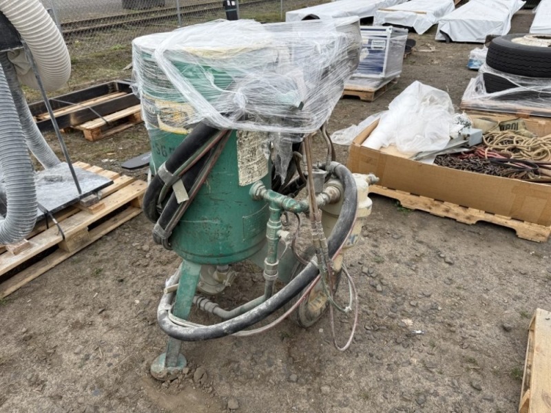 1992 Clemco 1648 Abrasive Blase Machine