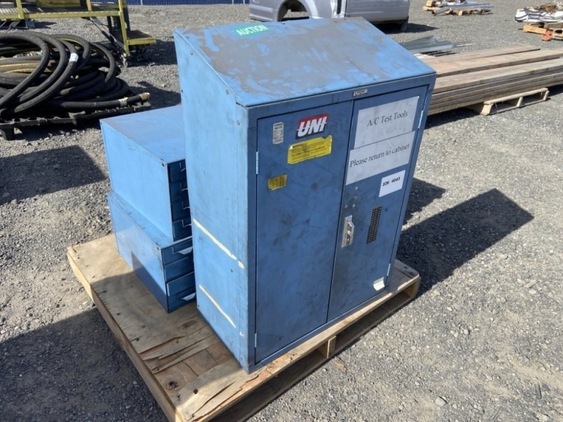 Lyon Tool Cabinet & Parts Bins
