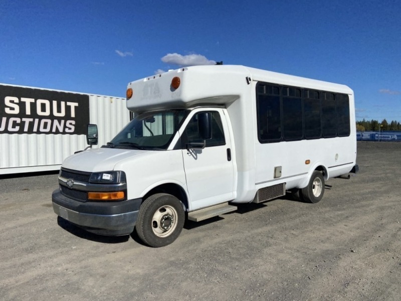 2016 Chevrolet Express Paratransit Bus