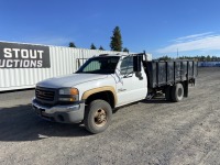 2004 GMC Sierra 3500 4x4 Flatbed Truck