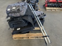 Chevrolet Tahoe Seats & Roof Rails