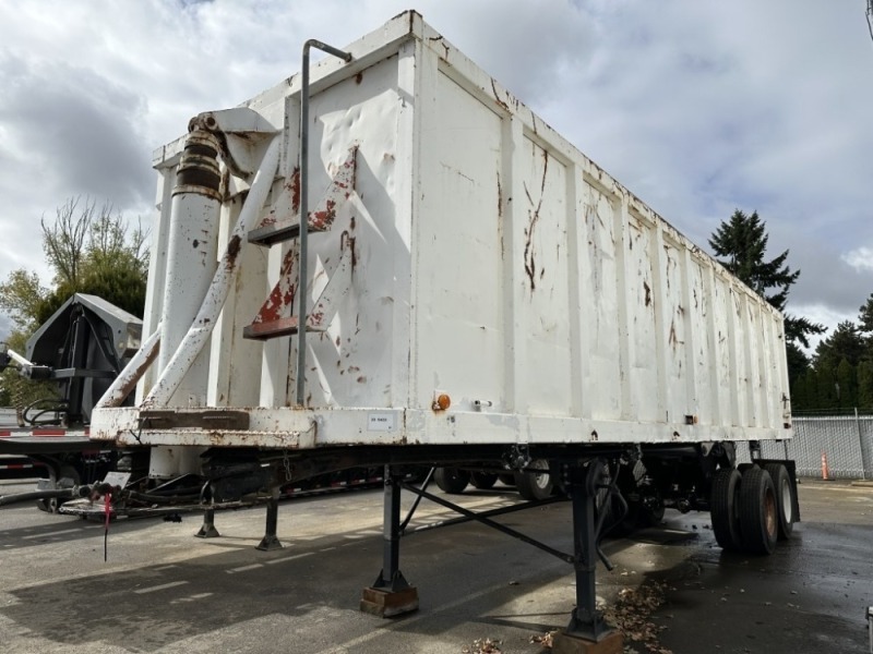 1972 Utility 30' T/A End Dump Trailer