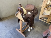 Tmree Bars Saddle