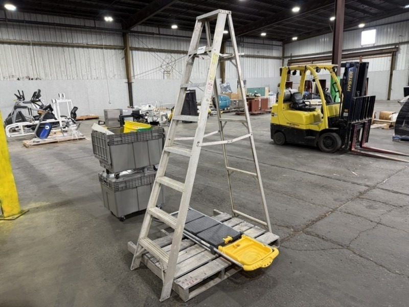 Ladder & Step Stool