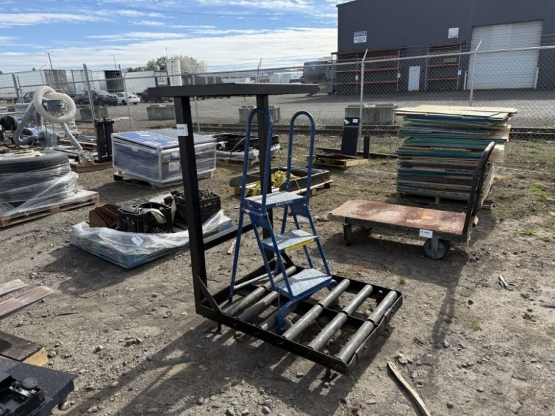 Battery Roller & Step Ladder
