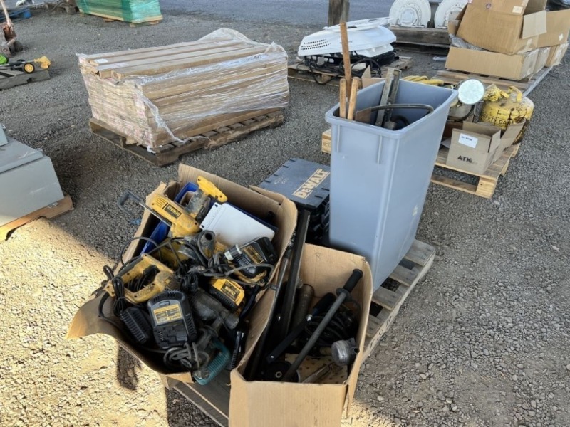 Dewalt Power Tools, Chargers & Cases