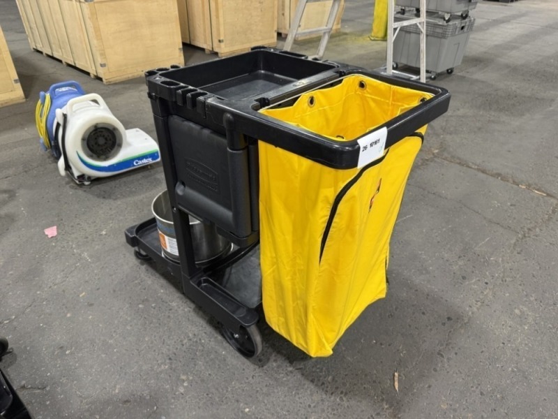 Rubbermaid Janitorial Cleaning Cart