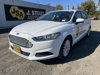 2015 Ford Fusion Hybrid Sedan