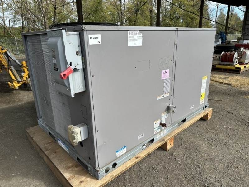Carrier Industrial Air Conditioning Unit