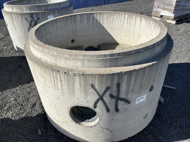 36" Concrete Manhole