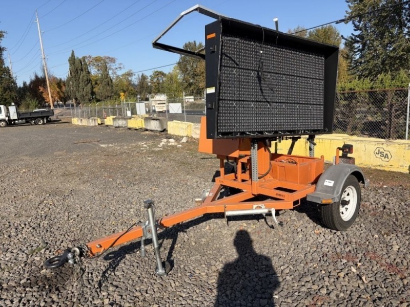 2020 Ver-Mac Towable Sign Board