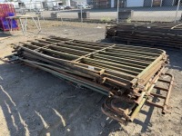 Corral Panels Qty: 11