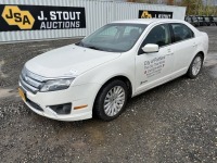 2012 Ford Fusion Hybrid Sedan