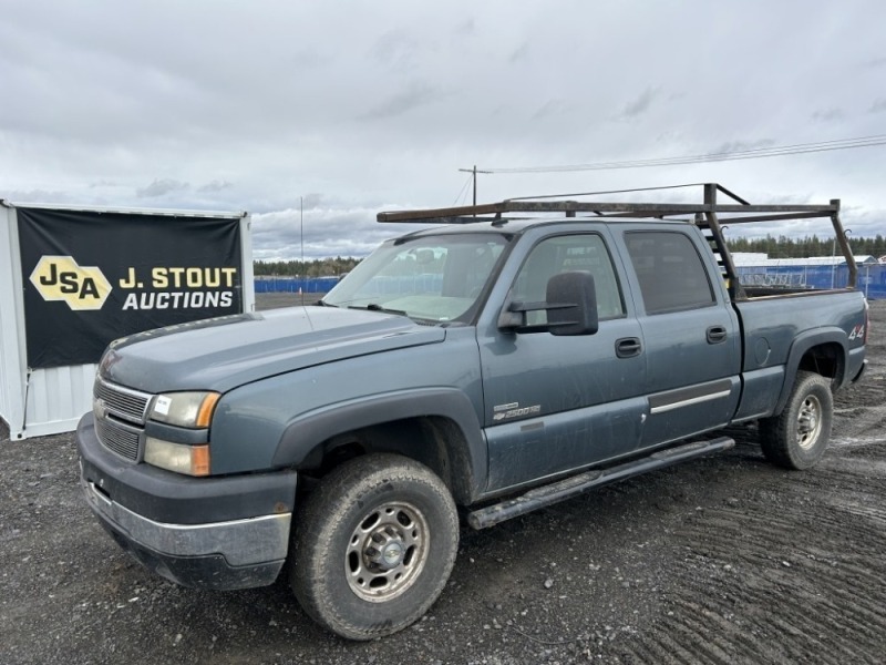 2007 Chevrolet Silverado 2500 Crew Cab 4x4 Pickup