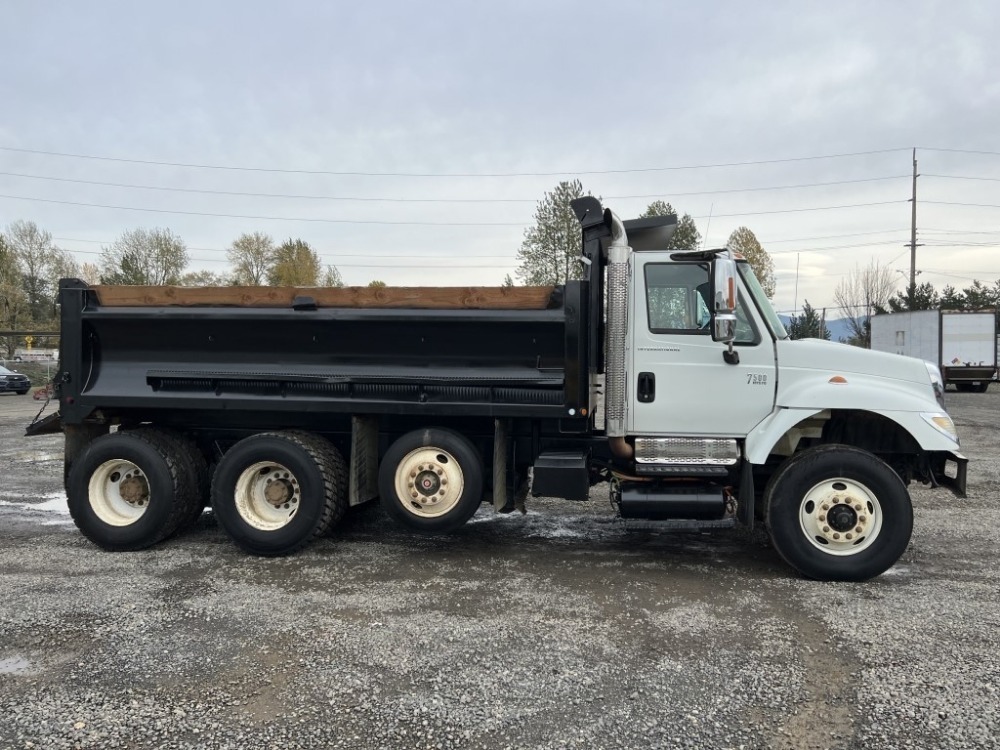 2006 International 7500 Tri-Axle Dump Truck | J. Stout Auction