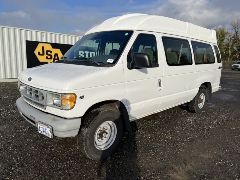 1999 Ford Startrans E350 XL SD Passenger Van