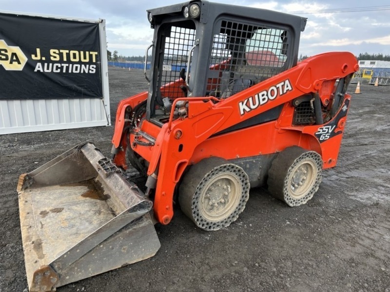 2016 Kubota SSV65 Skidsteer Loader