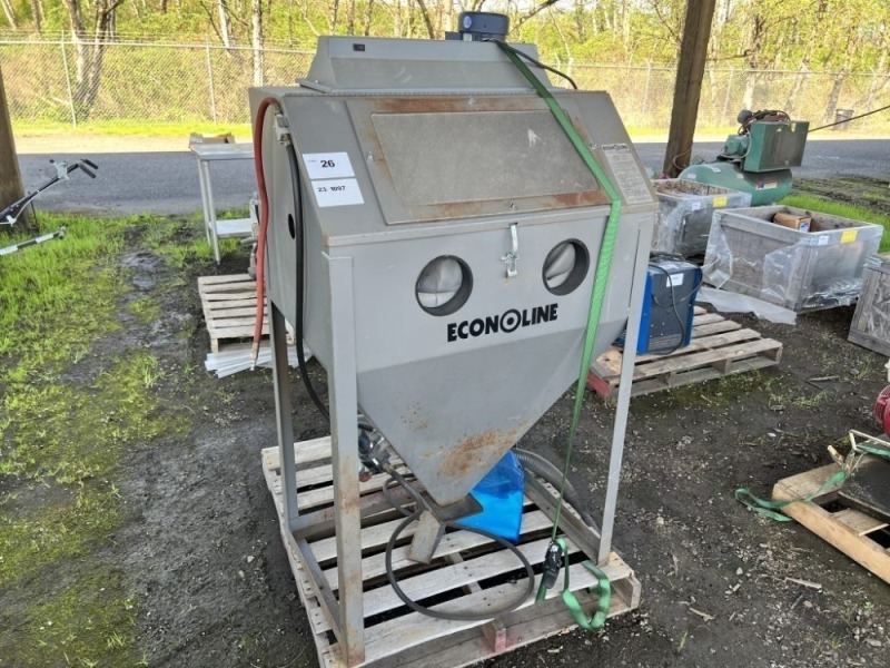 Econoline Sand Blasting Cabinet