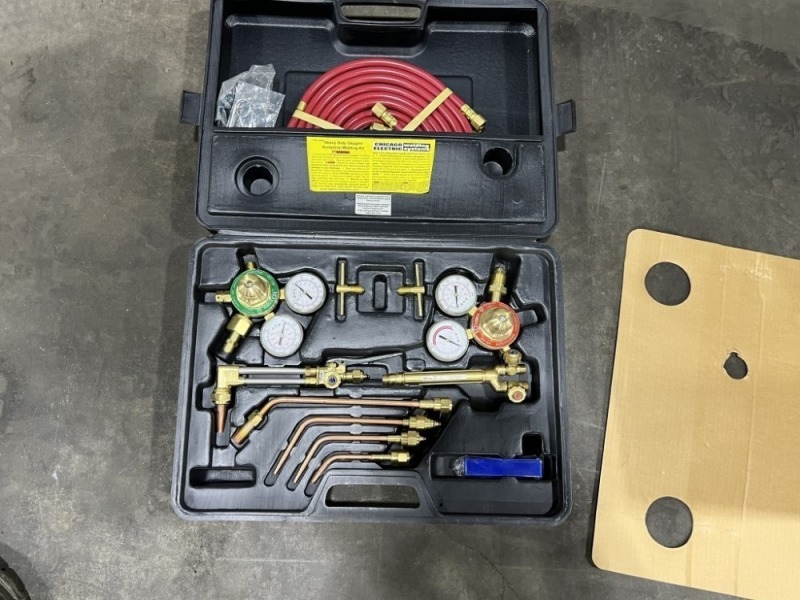 Chicago Electric Welding Accessory Kit