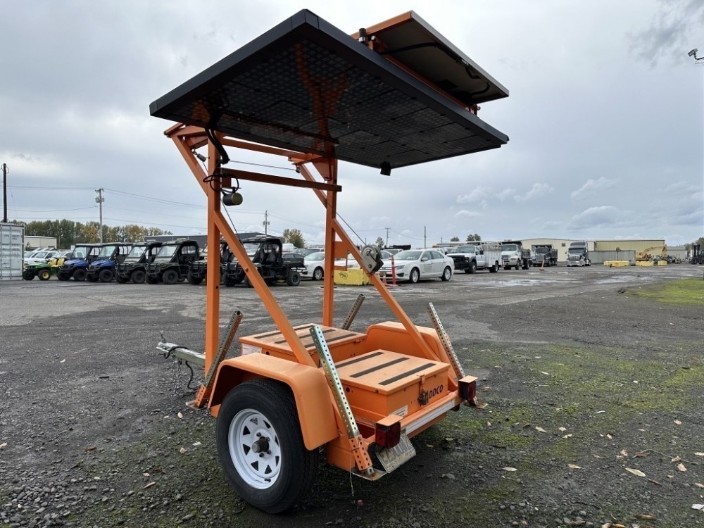 Addco Signs 2011 Addco DH250-FM Towable Sign Board | J. Stout Auction