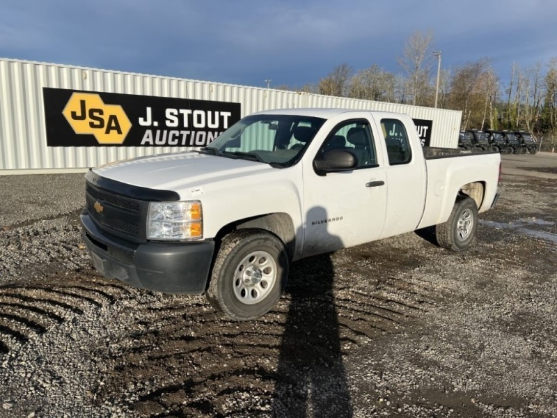 2013 Chevrolet Silverado Extra Cab Pickup