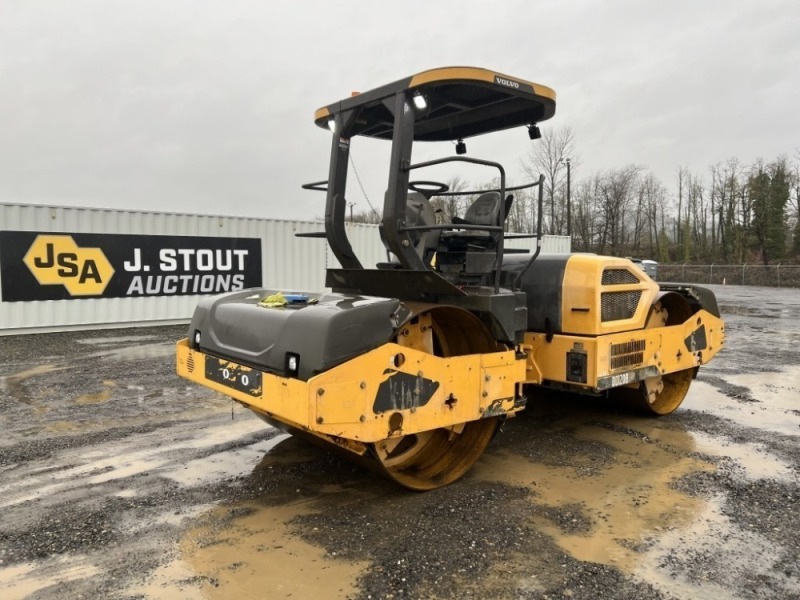 2014 Volvo DD120B Tandem Vibratory Roller