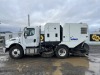 2013 Schwarze Sweeper Truck - 7