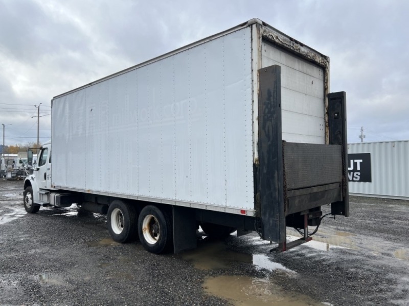2008 Freightliner Sleeper Cab Box Truck | J. Stout Auction
