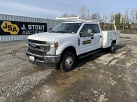 2022 Ford F350 XL Crew Cab 4x4 Utility Truck